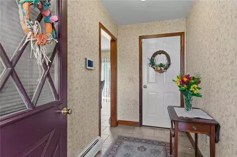 Entry Way - 8 Granite St, Warwick, RI 02886 photo 1 of 2