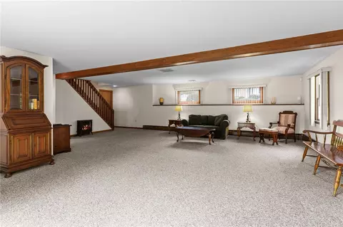 Living - 8 Granite St, Warwick, RI 02886 photo 6 of 6