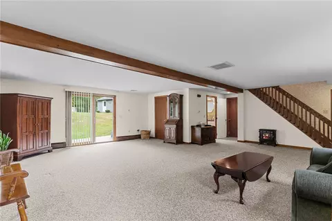 Living - 8 Granite St, Warwick, RI 02886 photo 5 of 6