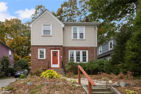 27 Overhill Rd, Providence, RI 02906