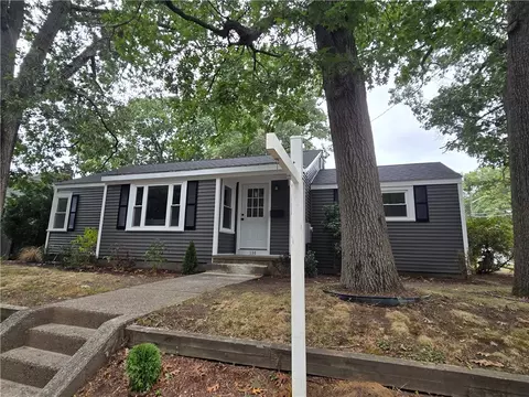 130 New Rd, East Providence, RI 02916