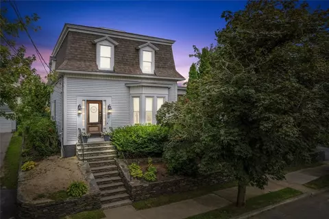 91 Armington St, Cranston, RI 02905
