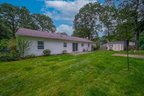 Exterior - 24 Darling St, Warwick, RI 02886 photo 7 of 10