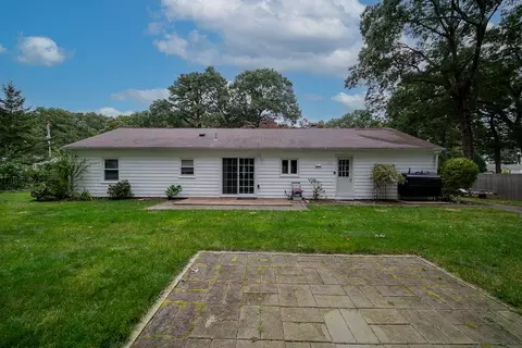 Exterior - 24 Darling St, Warwick, RI 02886 photo 9 of 10