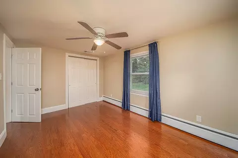 Bedroom - 24 Darling St, Warwick, RI 02886 photo 2 of 5