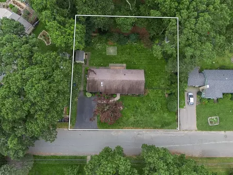 View/Area - 24 Darling St, Warwick, RI 02886 photo 1 of 4