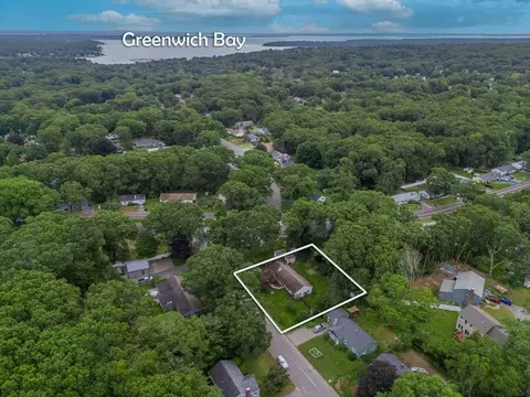 View/Area - 24 Darling St, Warwick, RI 02886 photo 2 of 4