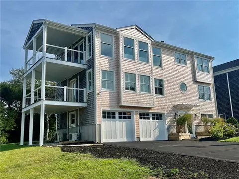 32 Bayberry Rd, Jamestown, RI 02835