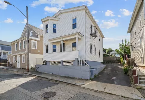 17 What Cheer Ave, Providence, RI 02909