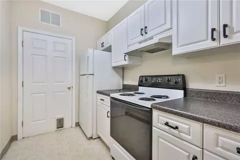 92 Mill St #201, Woonsocket, RI 02895 photo 15