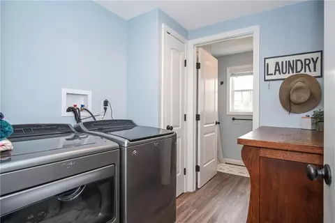 241 Jillson Ave, Woonsocket, RI 02895 photo 33