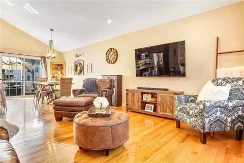241 Jillson Ave, Woonsocket, RI 02895 photo 15