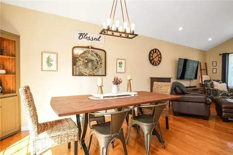 241 Jillson Ave, Woonsocket, RI 02895 photo 12