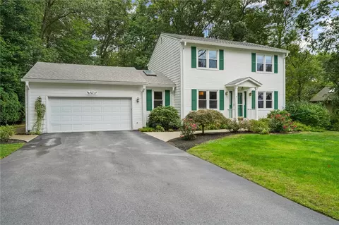 51 Debbie Dr, Cranston, RI 02921