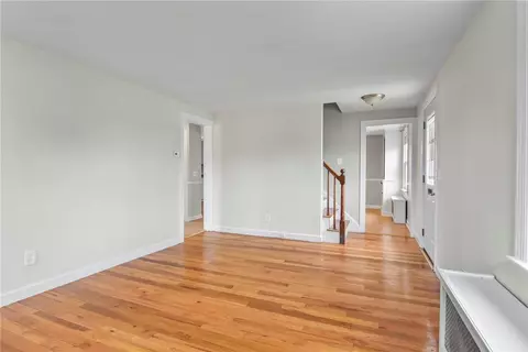 Living - 2 Edgehill Rd, Warwick, RI 02889 photo 4 of 5