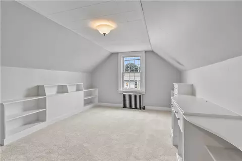 Bedroom - 2 Edgehill Rd, Warwick, RI 02889 photo 3 of 5