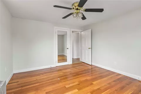 Bedroom - 2 Edgehill Rd, Warwick, RI 02889 photo 1 of 5