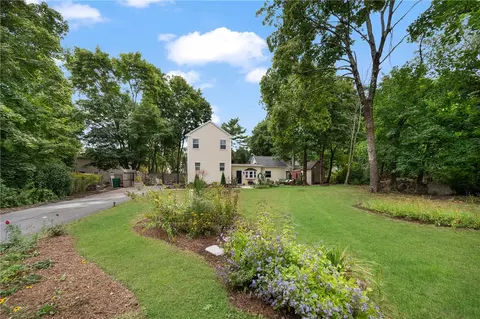 31 Prospect Ave, Attleboro, MA 02703
