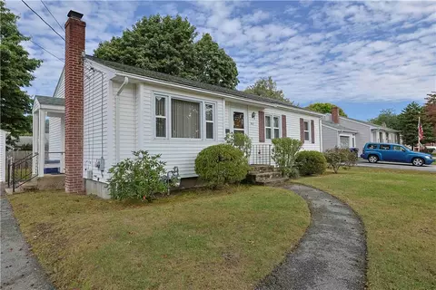 867 Church Ave, Warwick, RI 02889