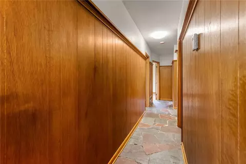 Entry Way - 5 Ridgeway Dr, Warren, RI 02885 photo 1 of 1