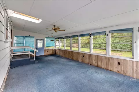 Exterior - 5 Ridgeway Dr, Warren, RI 02885 photo 7 of 10