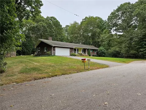 14 Lofty Heights Rd, Westerly, RI 02891 photo 2