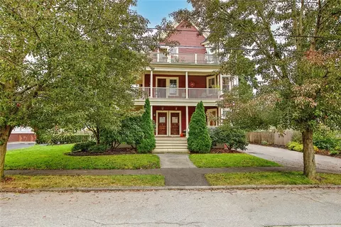 118 Albert Ave #1, Cranston, RI 02905