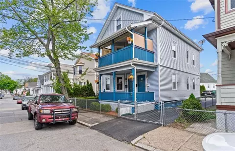 92 Barrows St, Providence, RI 02909