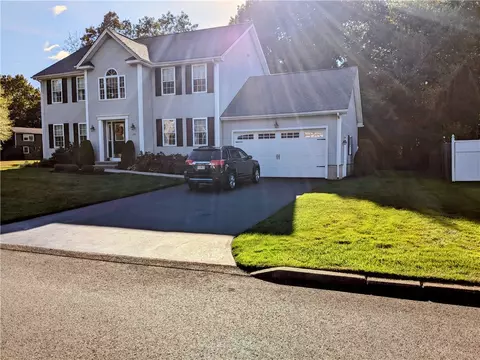 177 Thunder Trl, Cranston, RI 02921 photo 4