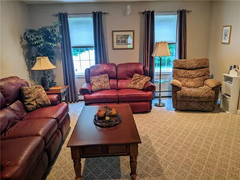 177 Thunder Trl, Cranston, RI 02921 photo 9