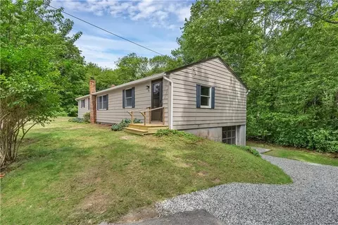Exterior - 6 Beaulieu Ave, Coventry, RI 02816 photo 4 of 5