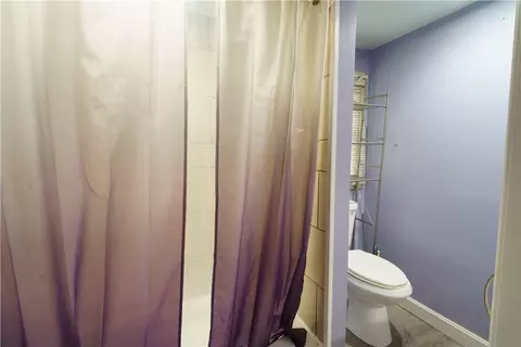 Bath - 34 Park Ln, Coventry, RI 02816 photo 1 of 2