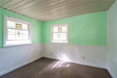 Bedroom - 34 Park Ln, Coventry, RI 02816 photo 1 of 4