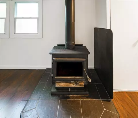 Living - 34 Park Ln, Coventry, RI 02816 photo 1 of 2