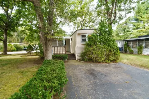 34 Park Ln, Coventry, RI 02816