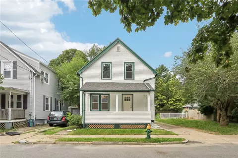 347 Northup St, Cranston, RI 02905