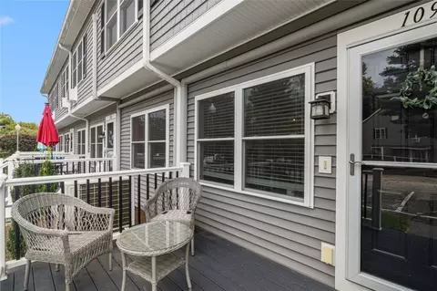 200 Post Rd #109, Warwick, RI 02888 photo 3