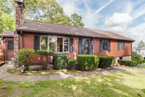 95 Old Willis Rd, Cumberland, RI 02864