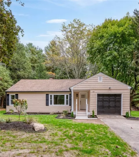44 Chestnut Hill Rd, Glocester, RI 02814