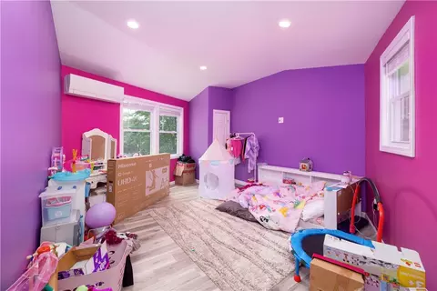 Bedroom - 193 Pinehaven Rd, Coventry, RI 02816 photo 5 of 5