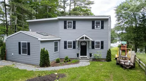 193 Pinehaven Rd, Coventry, RI 02816