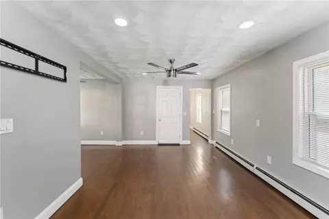 Living - 44 Read Ave, Coventry, RI 02816 photo 2 of 5