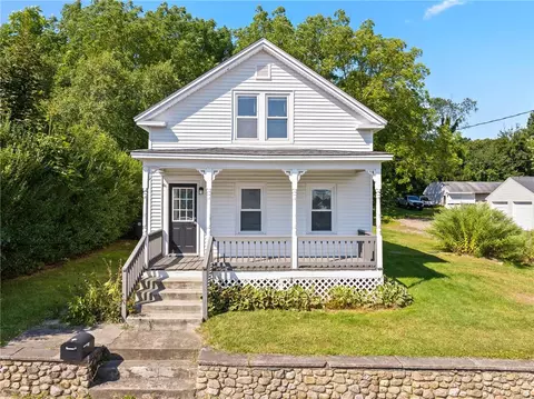 Exterior - 44 Read Ave, Coventry, RI 02816 photo 2 of 7