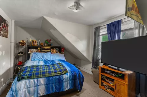 207 Highland St, Woonsocket, RI 02895 photo 37