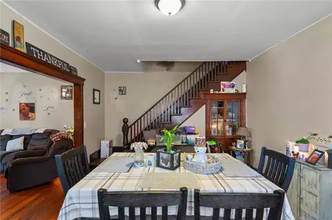 207 Highland St, Woonsocket, RI 02895 photo 25