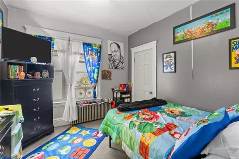 207 Highland St, Woonsocket, RI 02895 photo 32