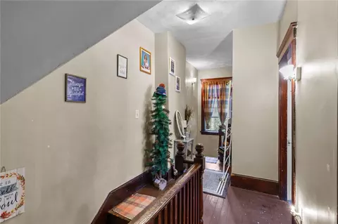 207 Highland St, Woonsocket, RI 02895 photo 30
