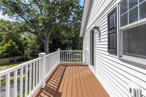225 Haswill St, Warwick, RI 02889 photo 36