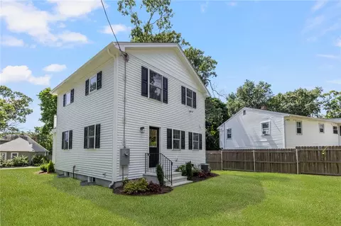 225 Haswill St, Warwick, RI 02889 photo 12