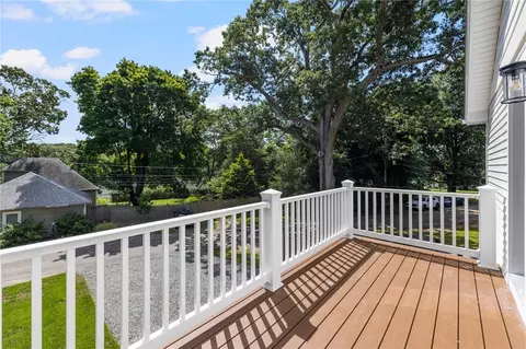 225 Haswill St, Warwick, RI 02889 photo 37